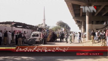 Karachi- Oil Tanker Accident in Shershah, One Expired and Five Injured