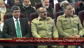 Rawalpindi- COAS General Qamar Javed Bajwa interacts with FATA Delegations of Tribal Elders, Youth Jirga